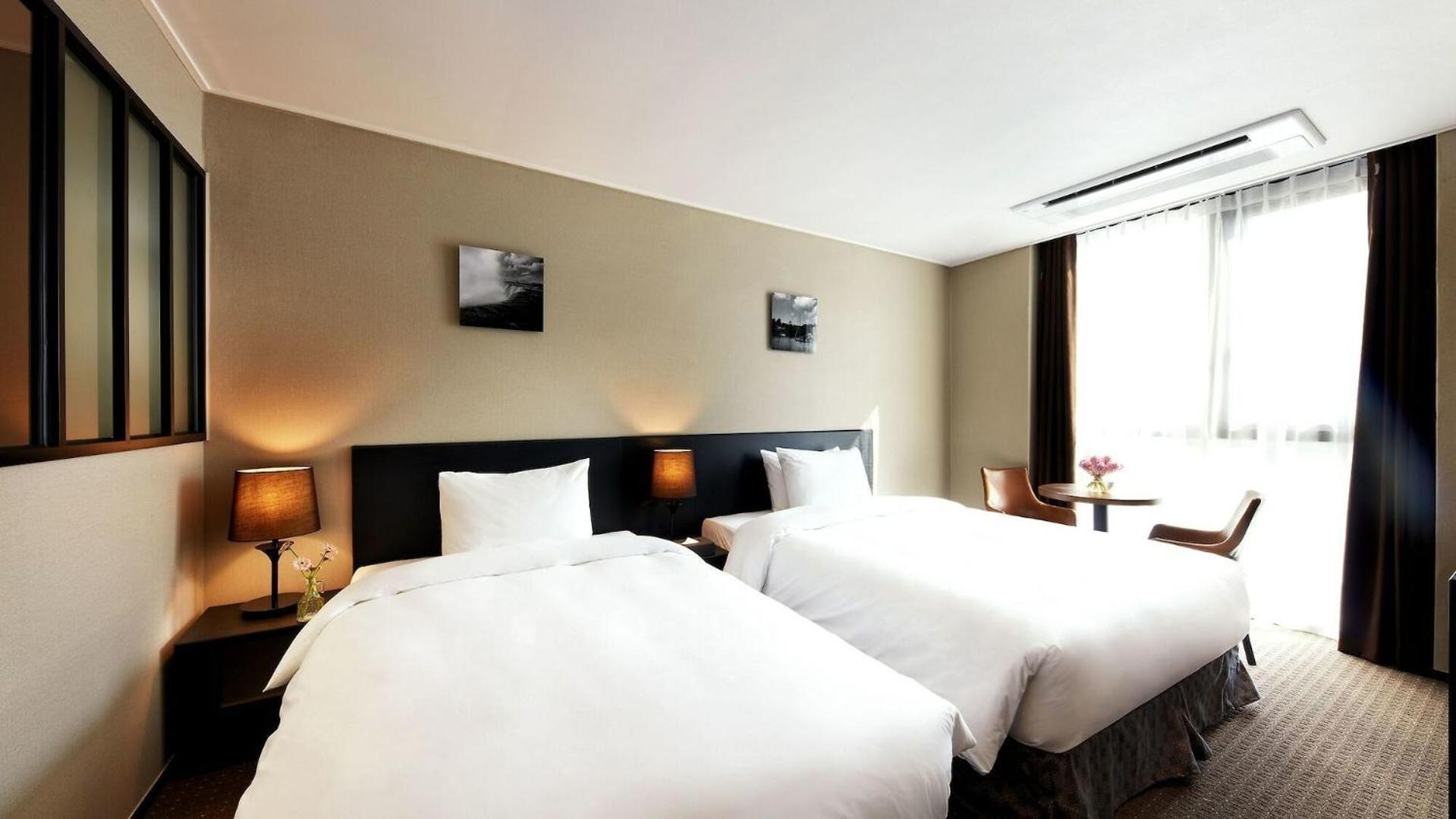 Golden Harbor Hotel Pyeongtaek Extérieur photo